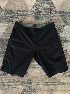 J. Crew Men's Black Flat-Front Chino Shorts